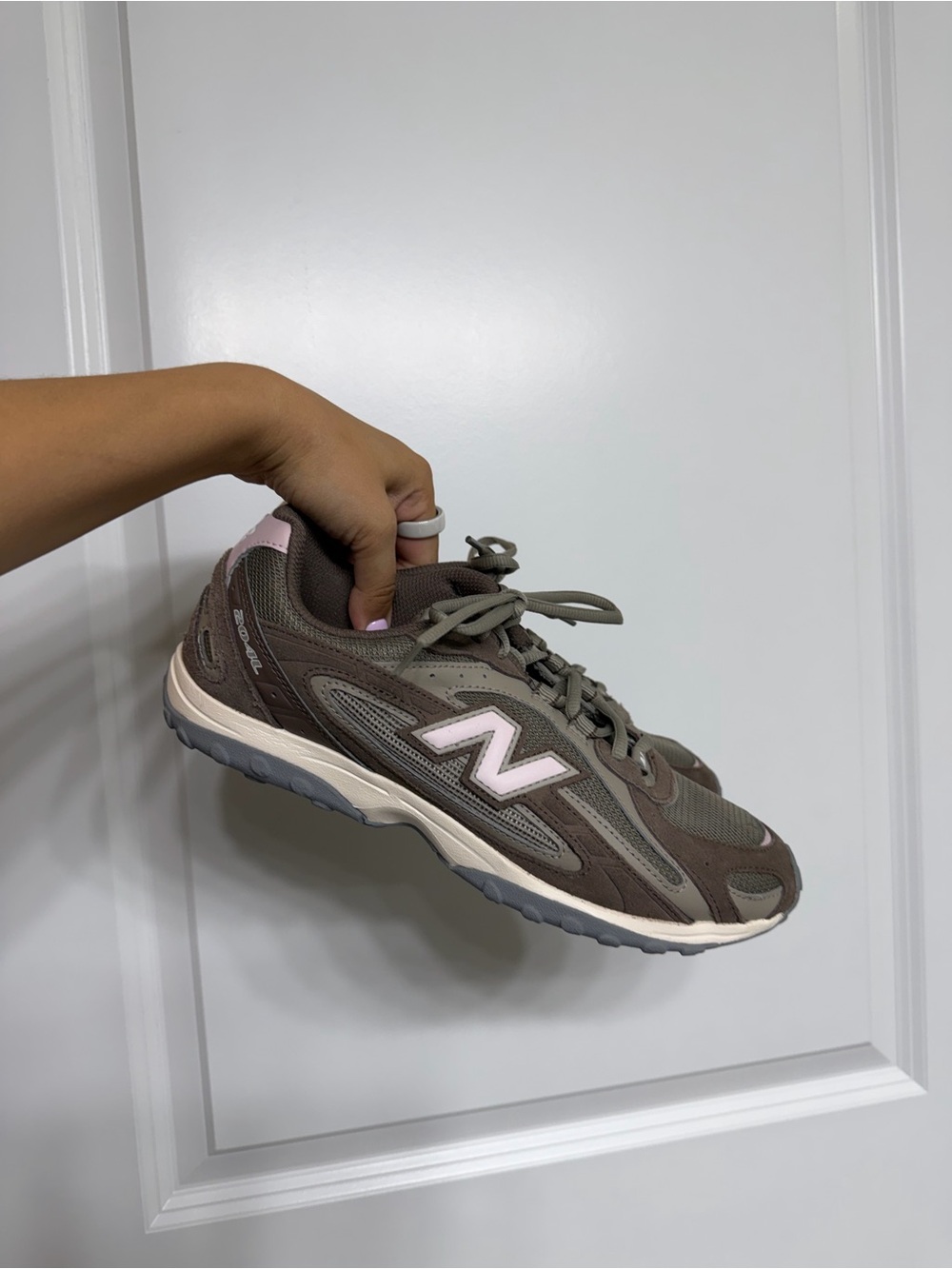 New Balance 204L casual sneaker